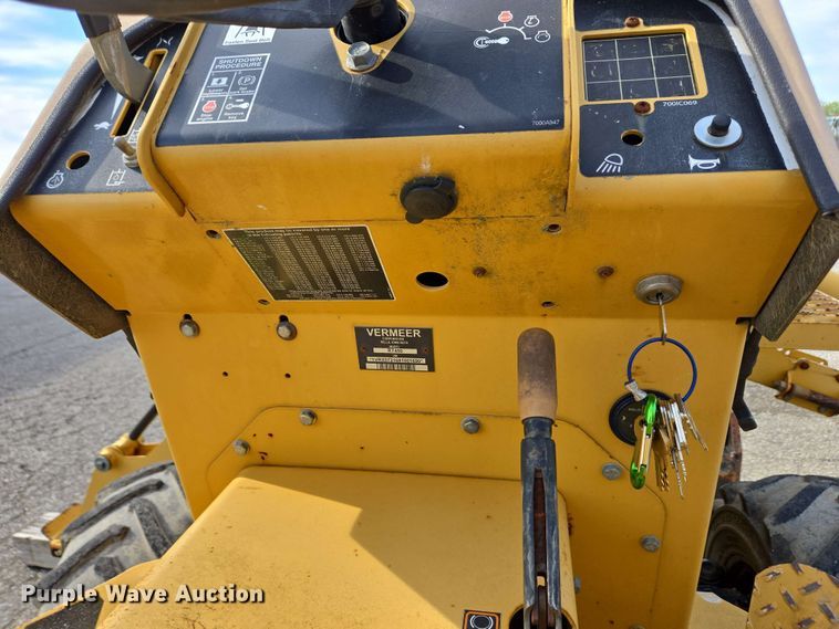 image for item EC4234 2005 Vermeer RT450 trencher