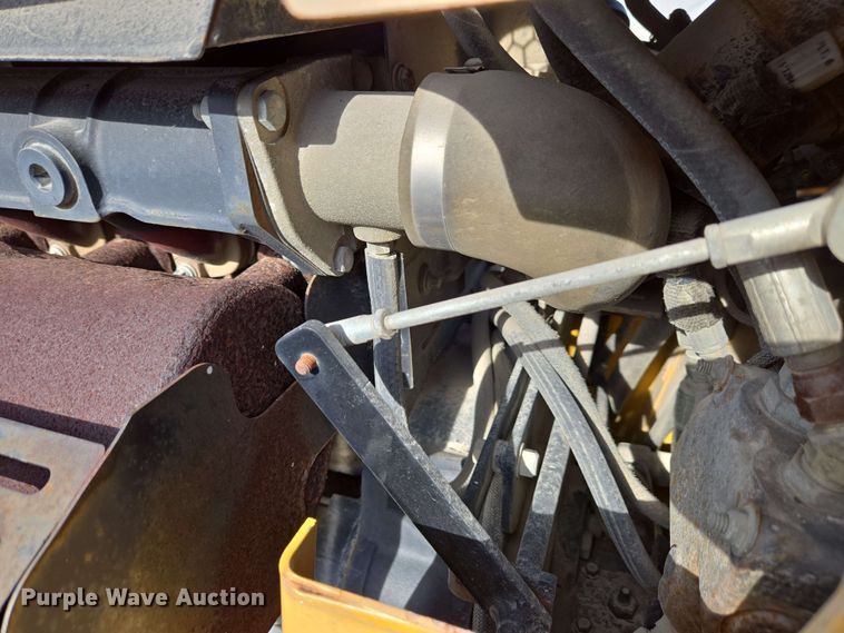 image for item EC4234 2005 Vermeer RT450 trencher