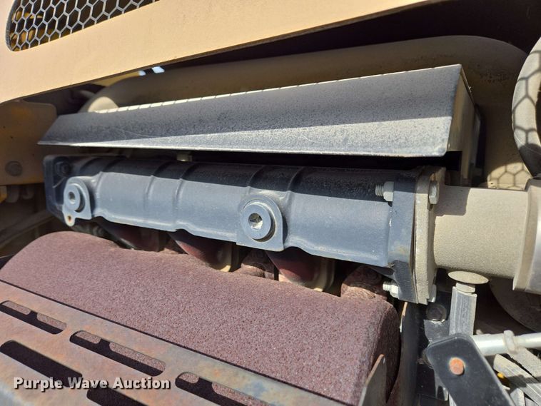 image for item EC4234 2005 Vermeer RT450 trencher