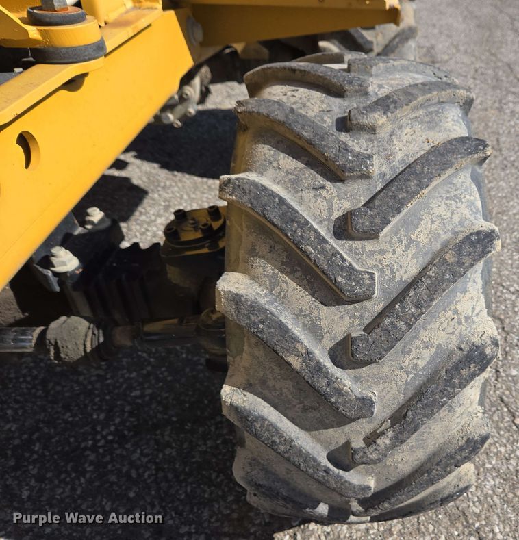 image for item EC4234 2005 Vermeer RT450 trencher