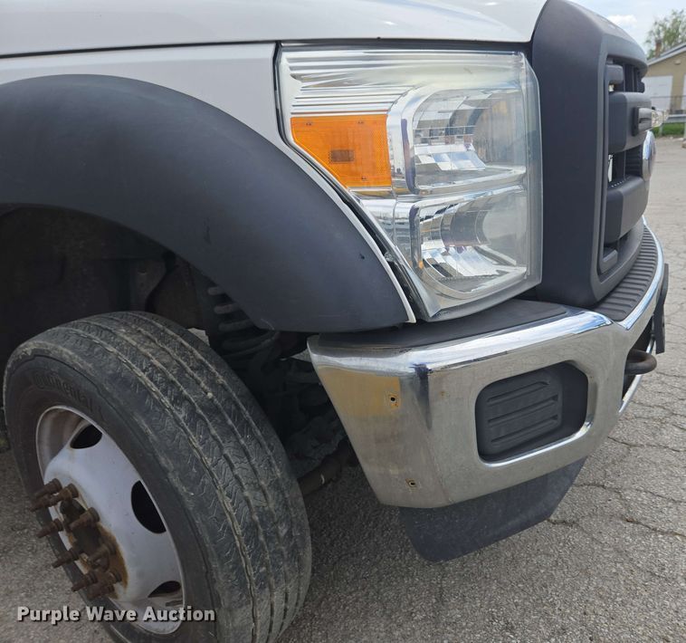 image for item EC4235 2016 Ford F550 Super Duty XL  utility / service truck