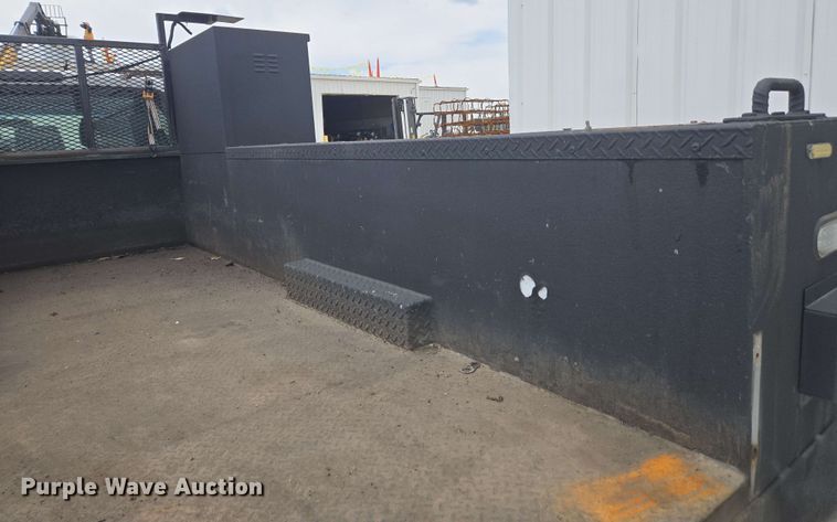 image for item EC4235 2016 Ford F550 Super Duty XL  utility / service truck