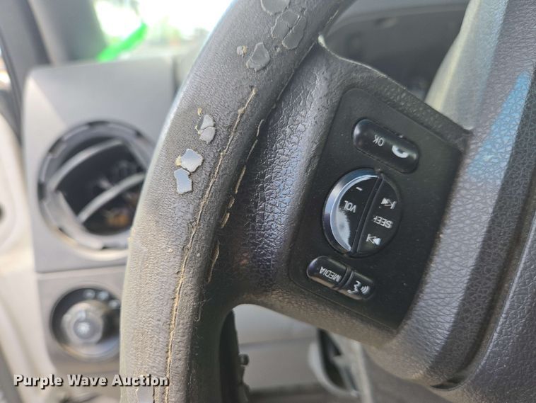 image for item EC4235 2016 Ford F550 Super Duty XL  utility / service truck