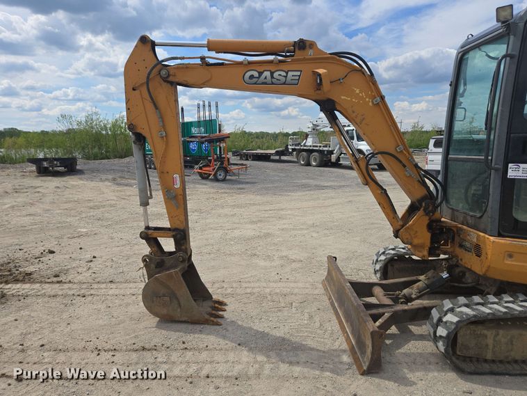 image for item EC4237 2013 Case CX36B mini excavator