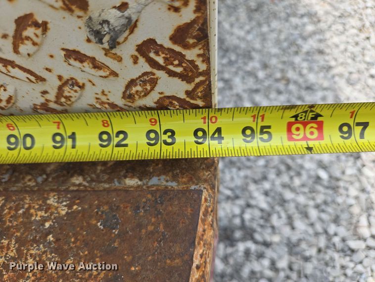 image for item EC4243 2004 Freightliner M2 106 utility / service truck