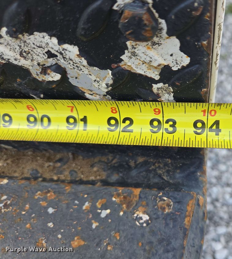 image for item EC4244 2004 Freightliner M2 106 utility / service truck