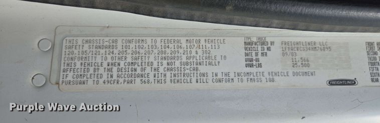 image for item EC4244 2004 Freightliner M2 106 utility / service truck