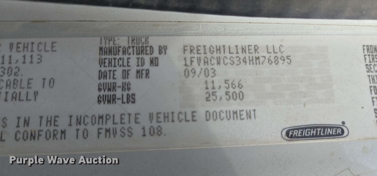 image for item EC4244 2004 Freightliner M2 106 utility / service truck