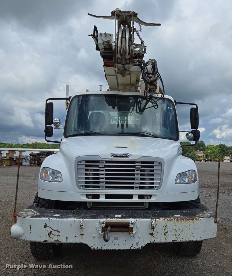 image for item ED1974 2015 Freightliner Business Class M2 digger derrick truck