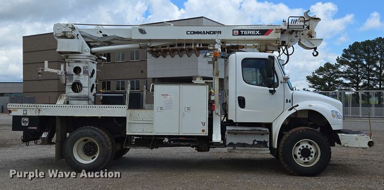 image for item ED1974 2015 Freightliner Business Class M2 digger derrick truck
