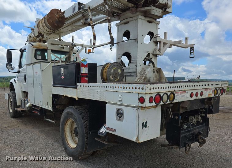 image for item ED1974 2015 Freightliner Business Class M2 digger derrick truck
