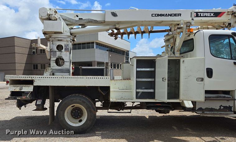 image for item ED1974 2015 Freightliner Business Class M2 digger derrick truck