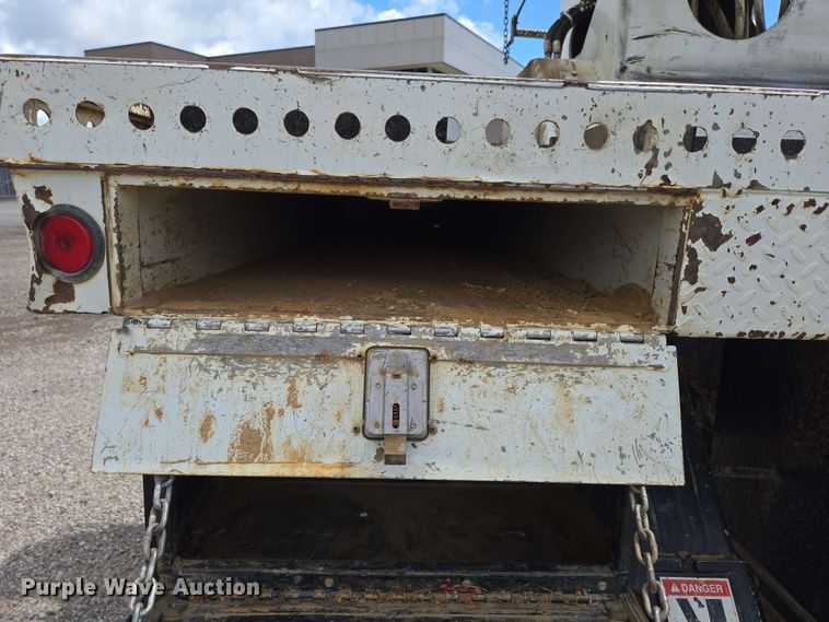 image for item ED1974 2015 Freightliner Business Class M2 digger derrick truck