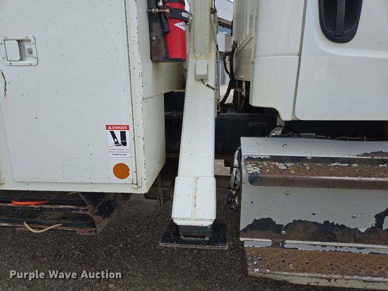 image for item ED1974 2015 Freightliner Business Class M2 digger derrick truck