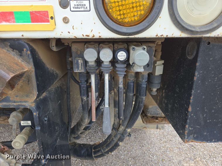 image for item ED1974 2015 Freightliner Business Class M2 digger derrick truck