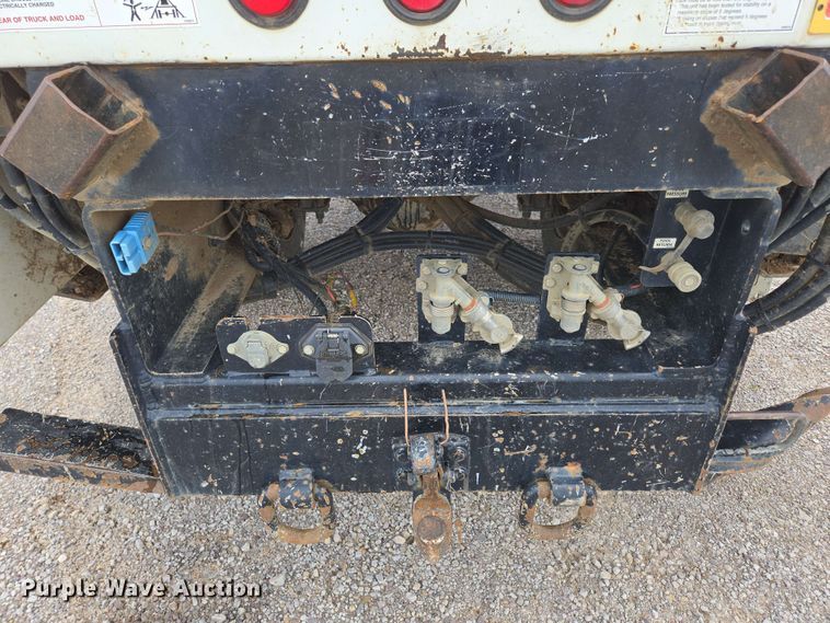 image for item ED1974 2015 Freightliner Business Class M2 digger derrick truck