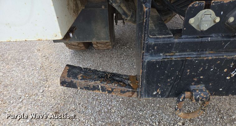 image for item ED1974 2015 Freightliner Business Class M2 digger derrick truck