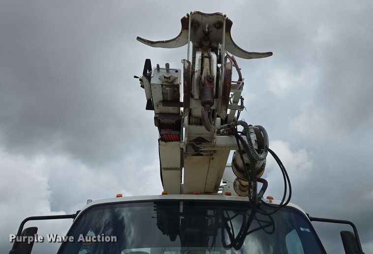 image for item ED1974 2015 Freightliner Business Class M2 digger derrick truck