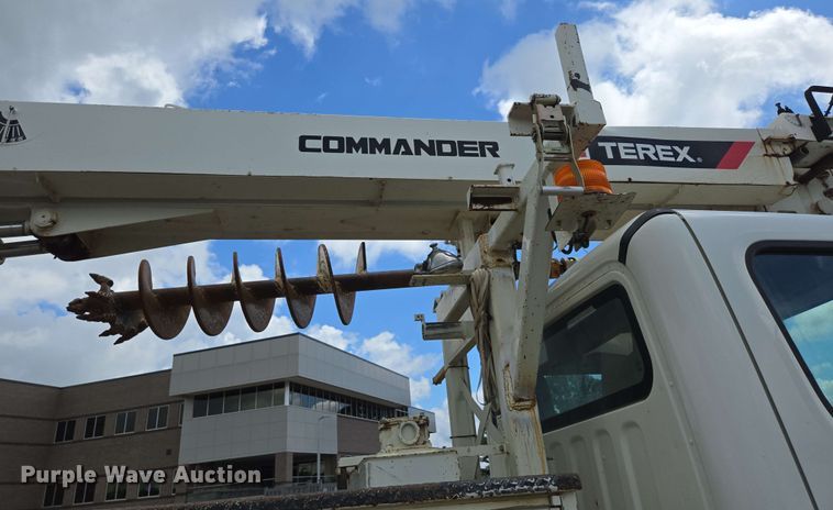 image for item ED1974 2015 Freightliner Business Class M2 digger derrick truck