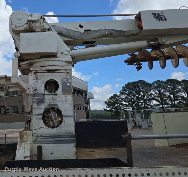 image for item ED1974 2015 Freightliner Business Class M2 digger derrick truck