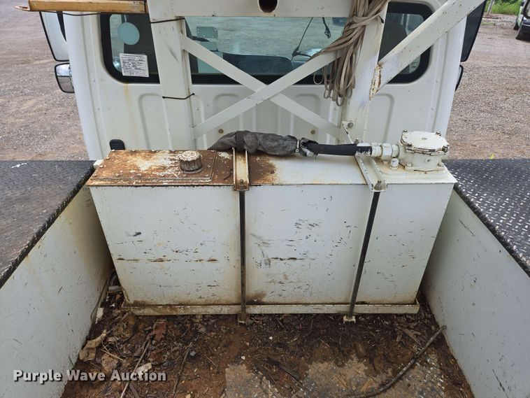 image for item ED1974 2015 Freightliner Business Class M2 digger derrick truck