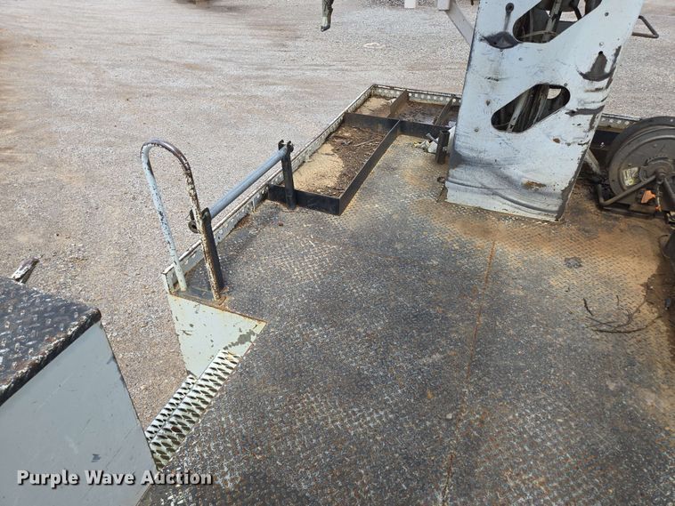 image for item ED1974 2015 Freightliner Business Class M2 digger derrick truck