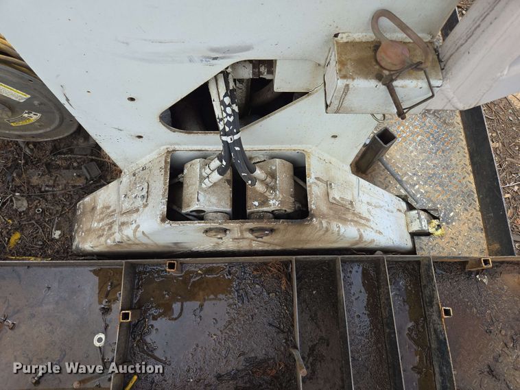 image for item ED1974 2015 Freightliner Business Class M2 digger derrick truck