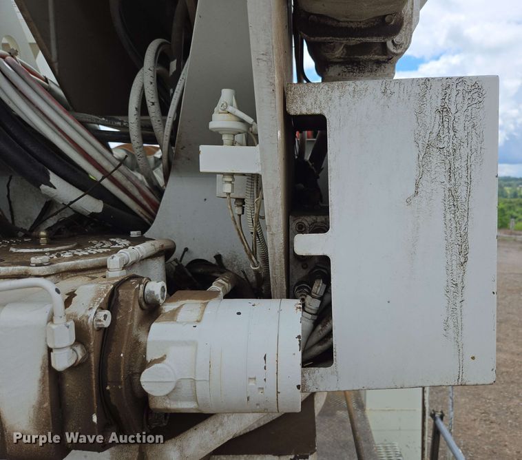 image for item ED1974 2015 Freightliner Business Class M2 digger derrick truck