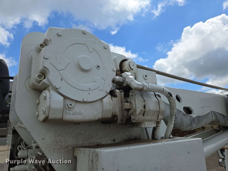 image for item ED1974 2015 Freightliner Business Class M2 digger derrick truck