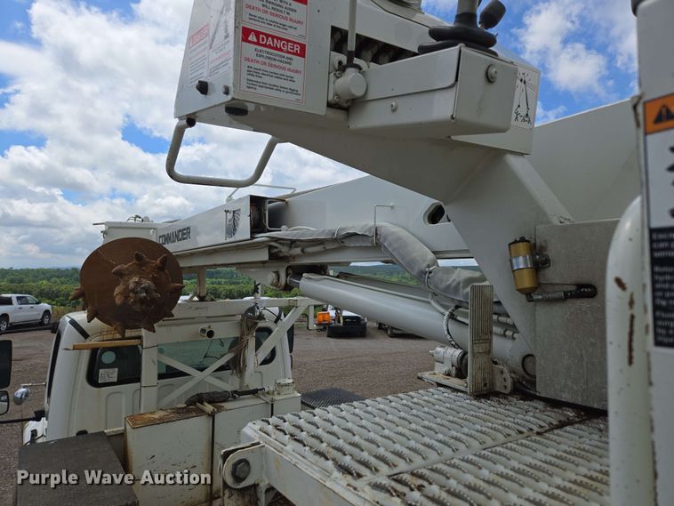 image for item ED1974 2015 Freightliner Business Class M2 digger derrick truck