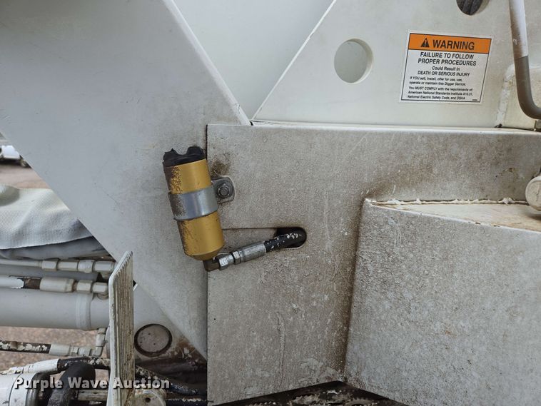 image for item ED1974 2015 Freightliner Business Class M2 digger derrick truck