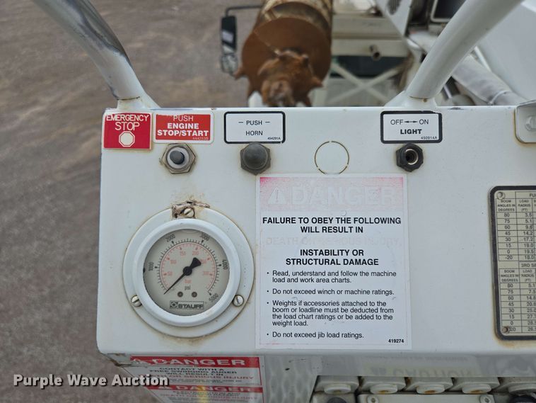 image for item ED1974 2015 Freightliner Business Class M2 digger derrick truck