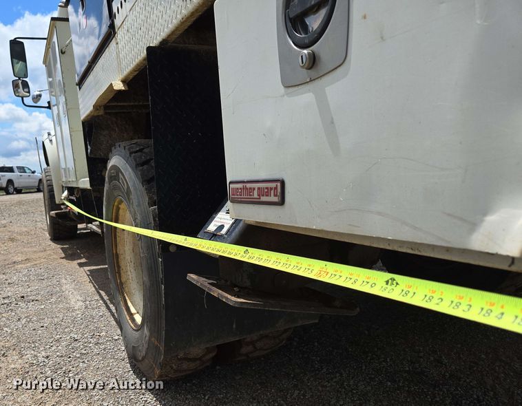 image for item ED1974 2015 Freightliner Business Class M2 digger derrick truck