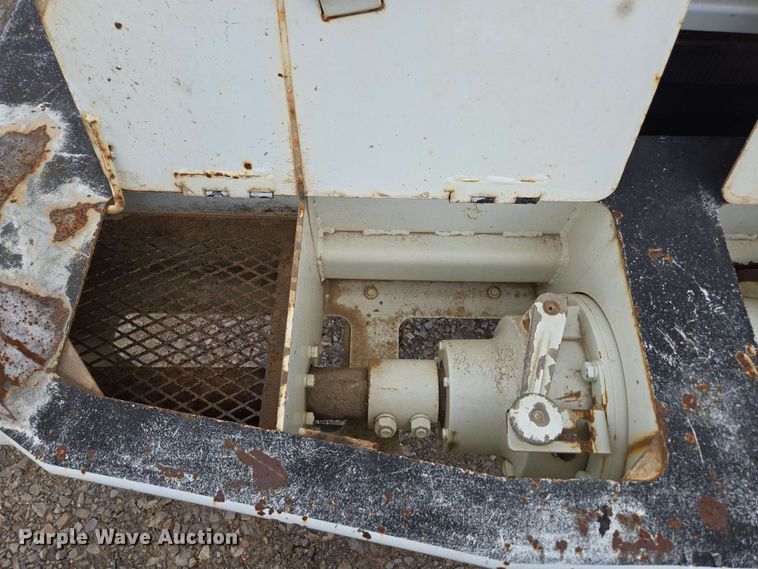 image for item ED1974 2015 Freightliner Business Class M2 digger derrick truck