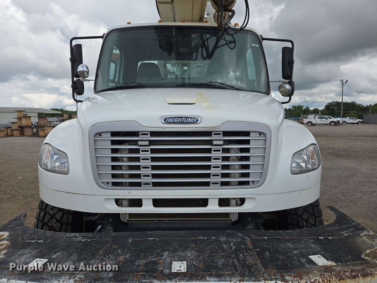 image for item ED1974 2015 Freightliner Business Class M2 digger derrick truck