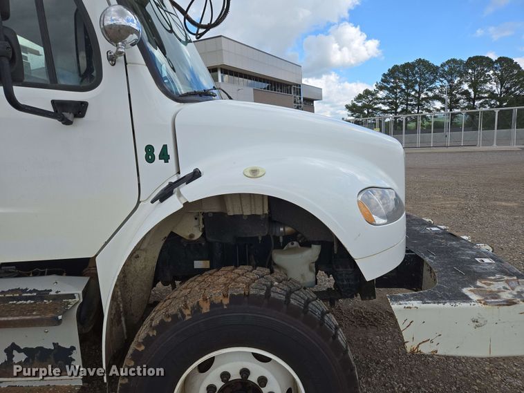 image for item ED1974 2015 Freightliner Business Class M2 digger derrick truck