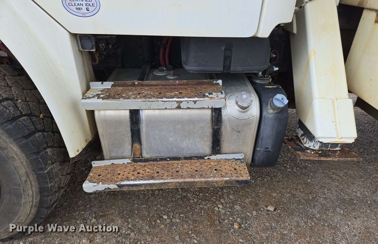 image for item ED1974 2015 Freightliner Business Class M2 digger derrick truck