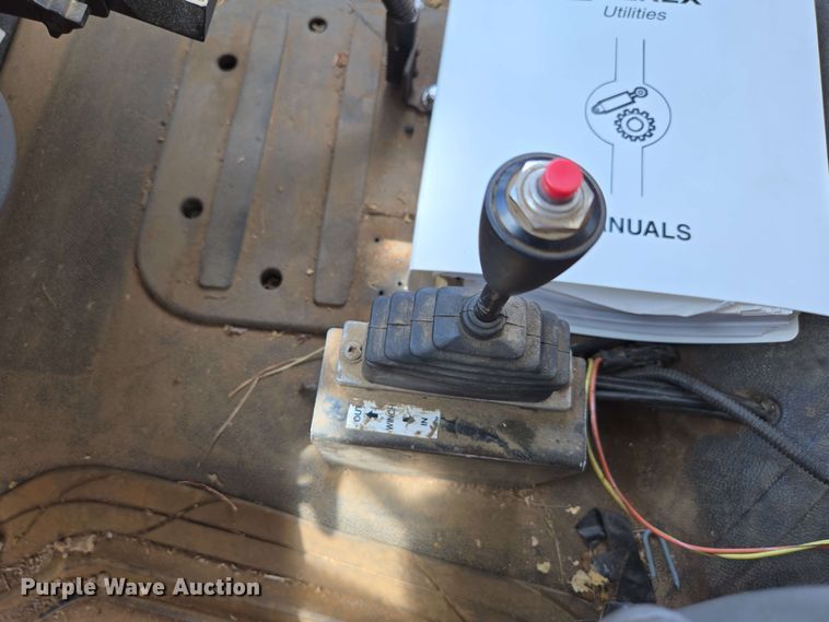 image for item ED1974 2015 Freightliner Business Class M2 digger derrick truck