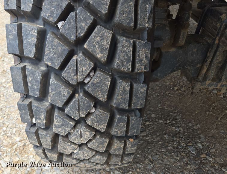 image for item ED1974 2015 Freightliner Business Class M2 digger derrick truck