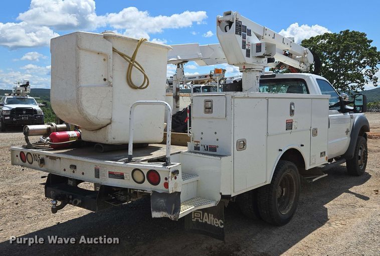 image for item ED1977 2015 Ford F550 Super Duty XL bucket truck