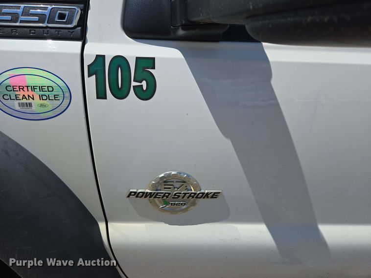 image for item ED1977 2015 Ford F550 Super Duty XL bucket truck