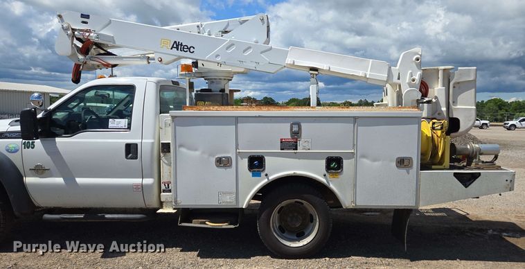 image for item ED1977 2015 Ford F550 Super Duty XL bucket truck