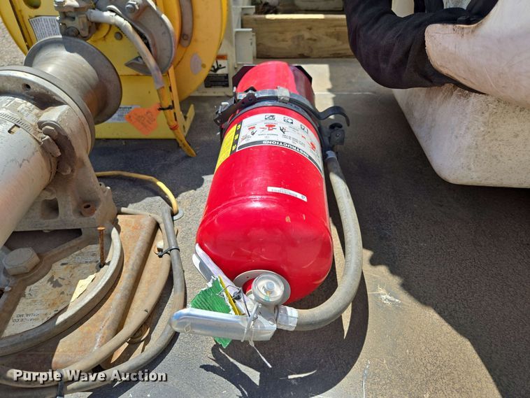 image for item ED1977 2015 Ford F550 Super Duty XL bucket truck