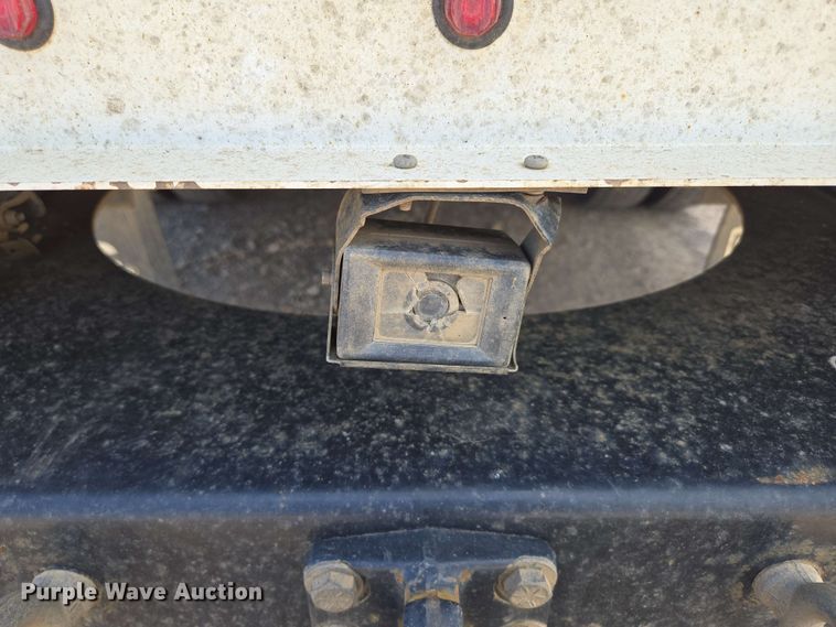 image for item ED1977 2015 Ford F550 Super Duty XL bucket truck