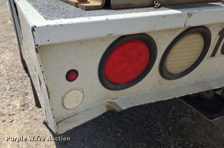 image for item ED1977 2015 Ford F550 Super Duty XL bucket truck