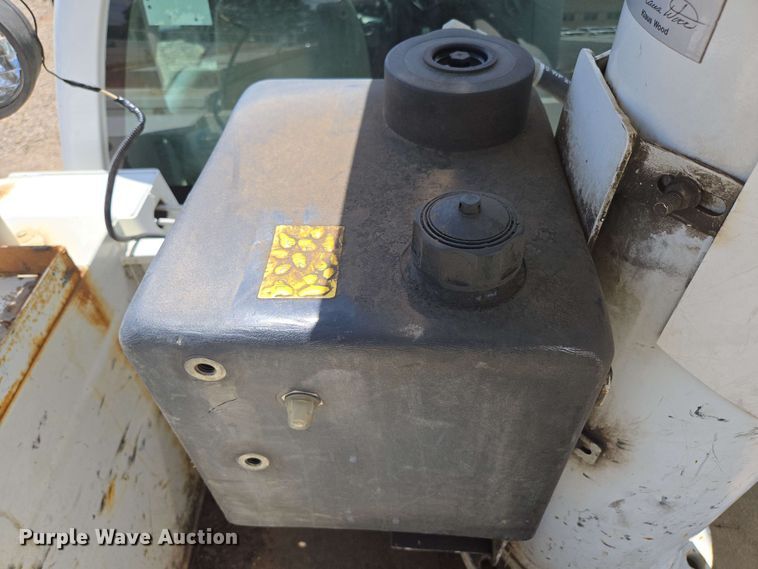 image for item ED1977 2015 Ford F550 Super Duty XL bucket truck