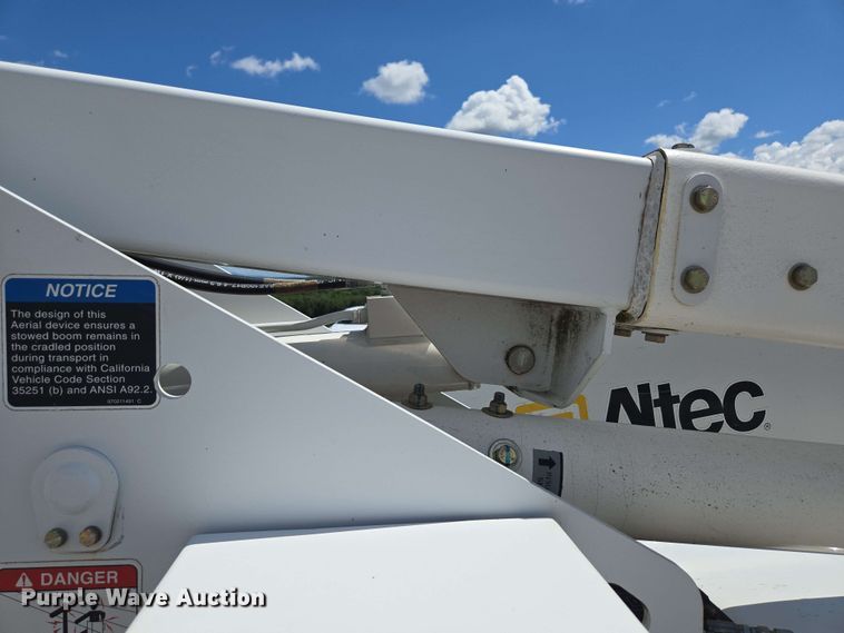 image for item ED1977 2015 Ford F550 Super Duty XL bucket truck