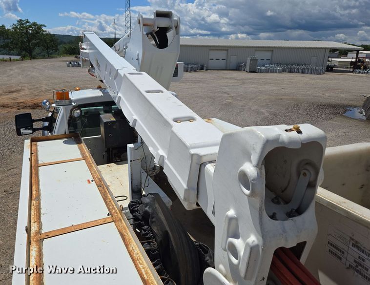 image for item ED1977 2015 Ford F550 Super Duty XL bucket truck