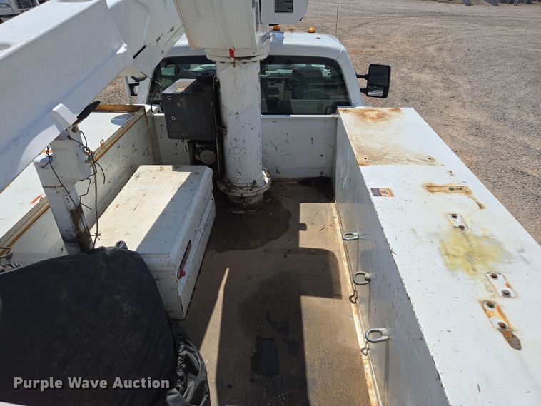 image for item ED1977 2015 Ford F550 Super Duty XL bucket truck