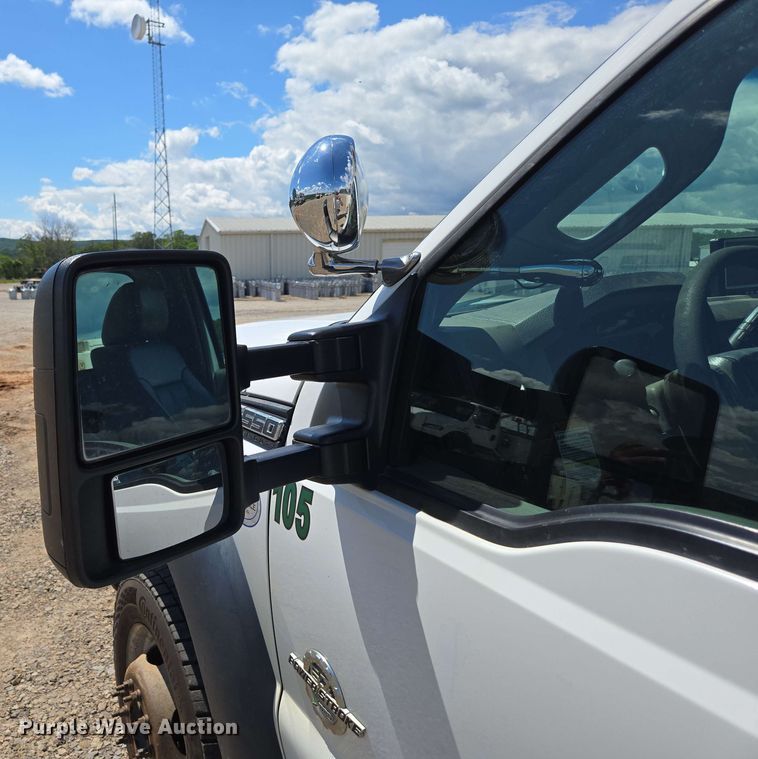 image for item ED1977 2015 Ford F550 Super Duty XL bucket truck